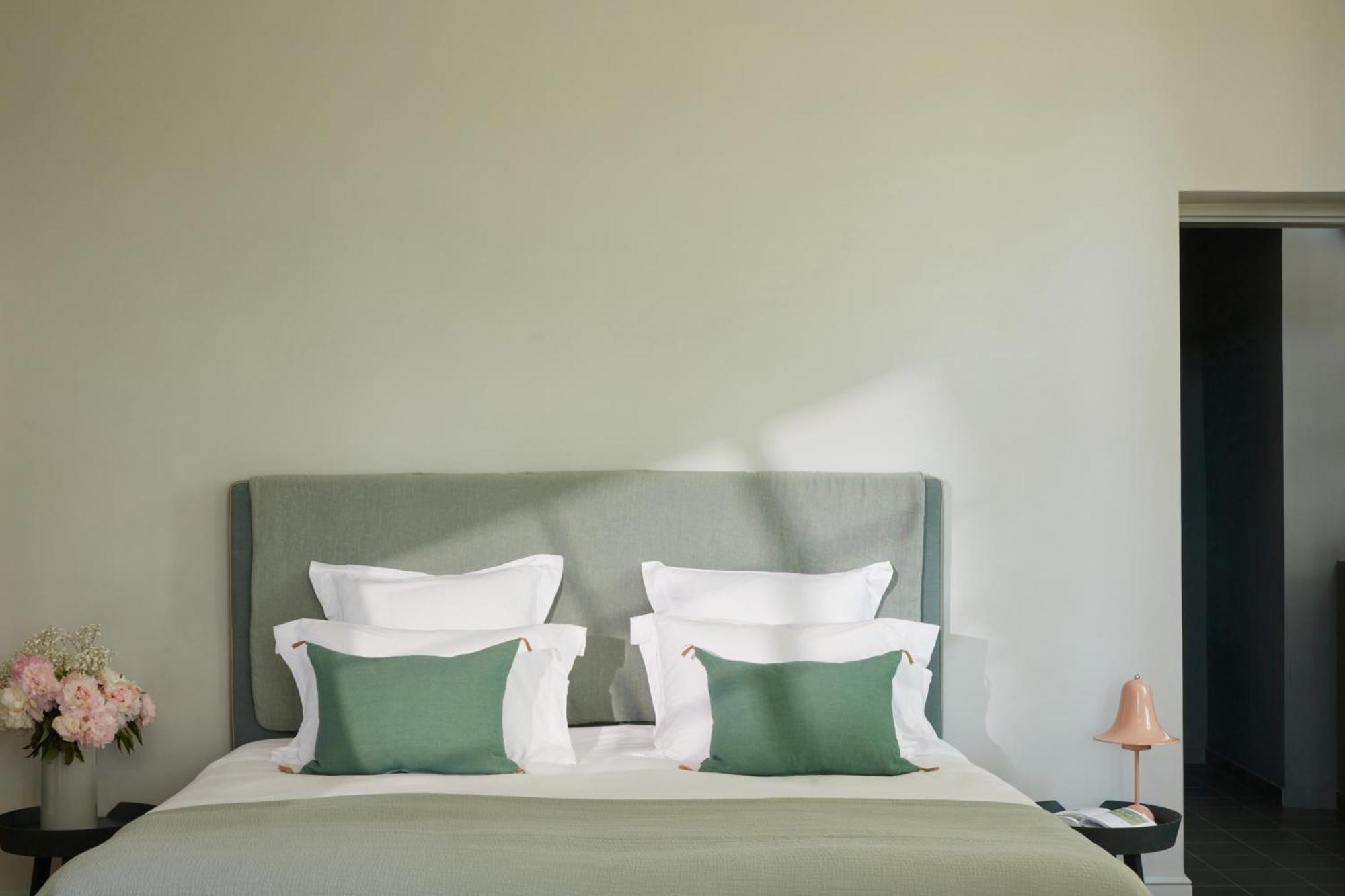 Domaine De Chalamon Bed & Breakfast Saint-Rémy-de-Provence Dış mekan fotoğraf